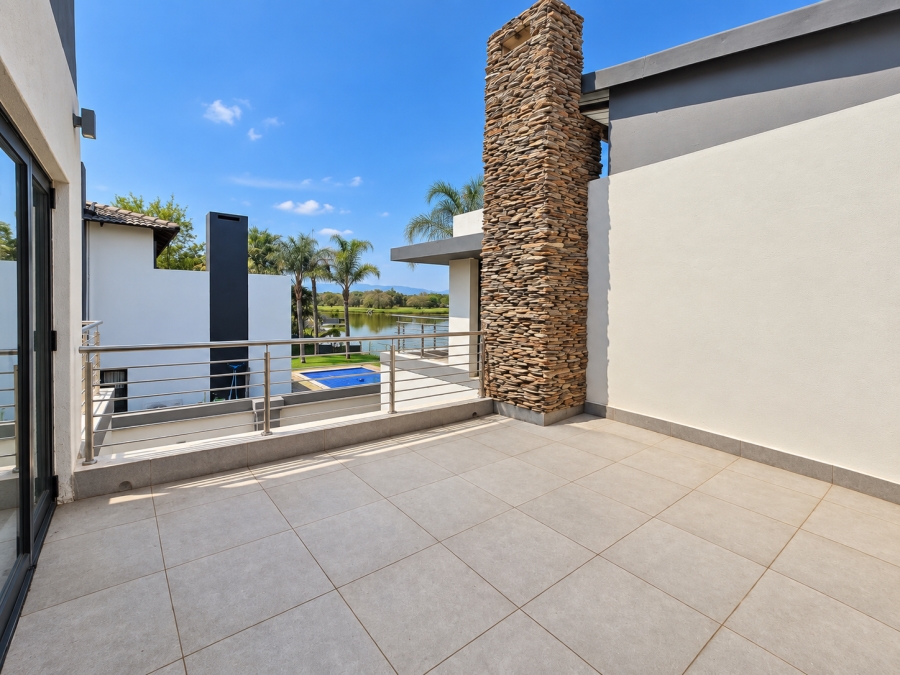 To Let 4 Bedroom Property for Rent in The Islands Estates North West